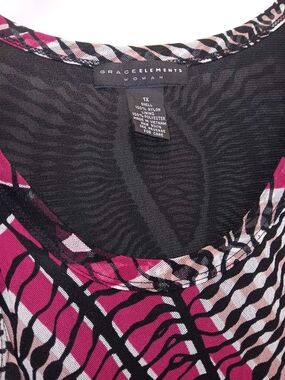 Grace Elements Woman Pink Black Printed Scoop Neck Top